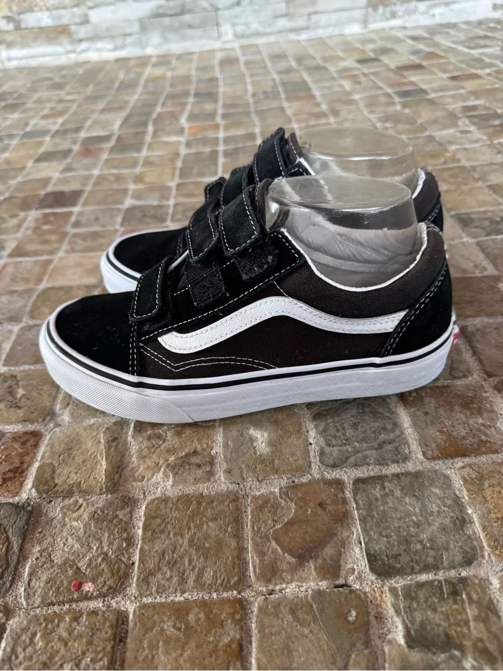 Vans Old Skool Velcro Sneakers in Black and White